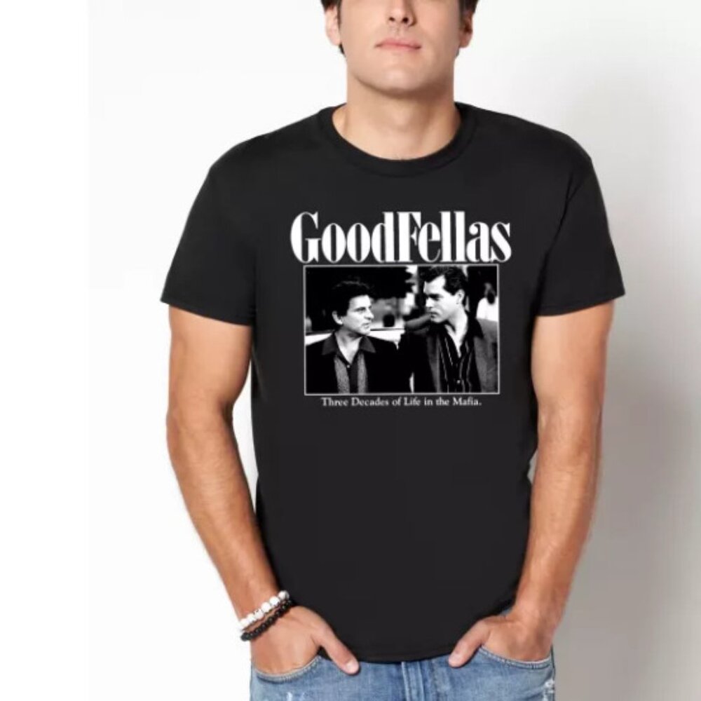 GoodFellas Three Decades of LIfe in the Mafia T-Shirt unisex adult Medium